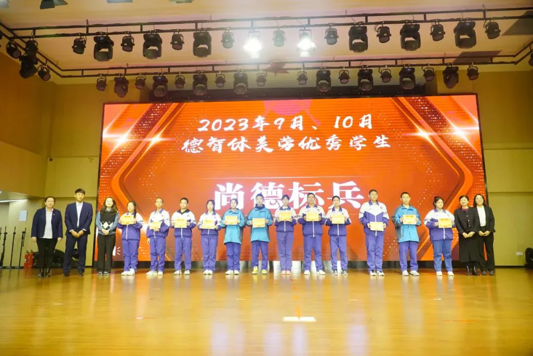 如何利用防守训练提升比赛中的自信心_1